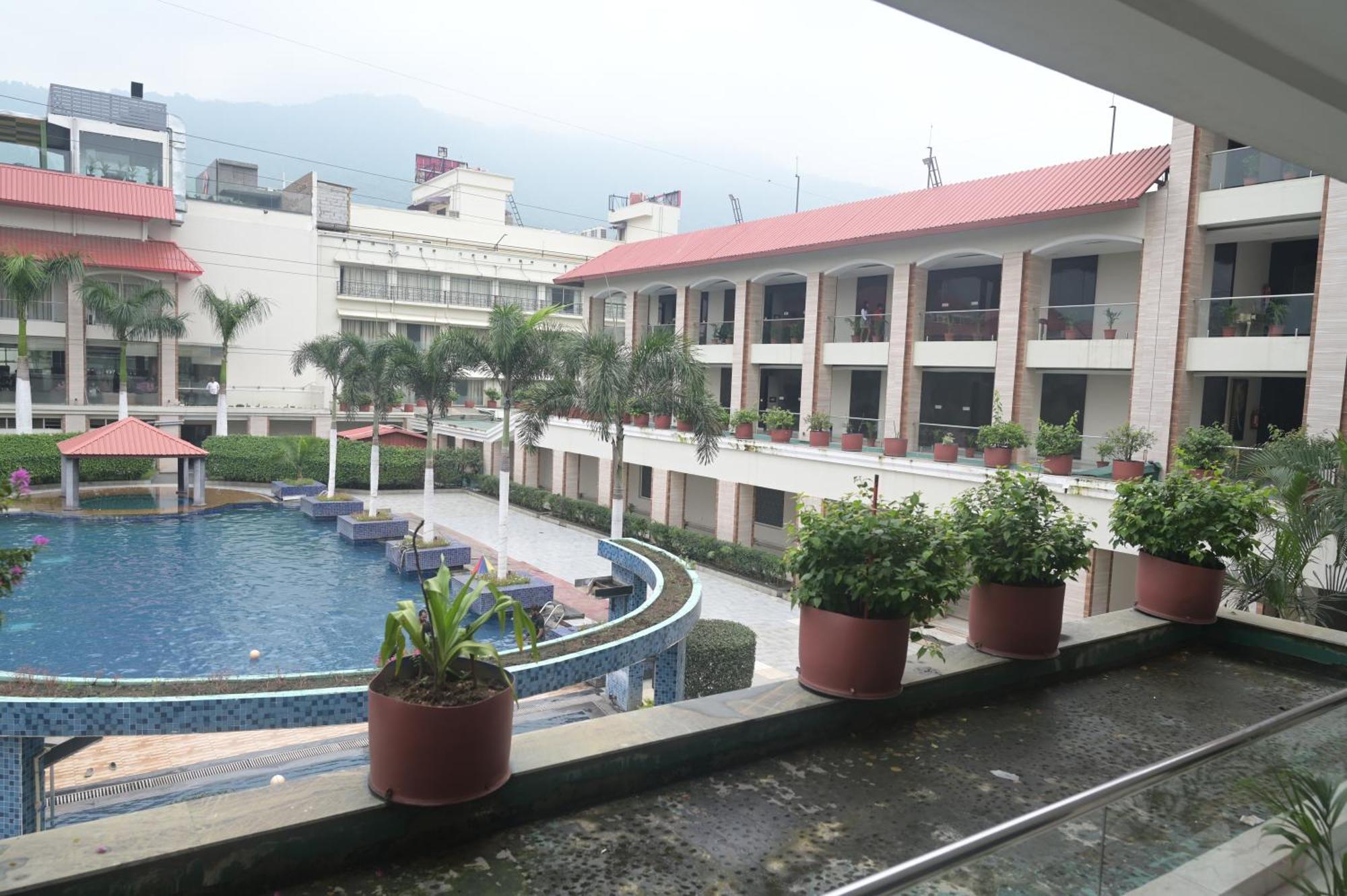 The Wave International Resort Bundu Bagian luar foto