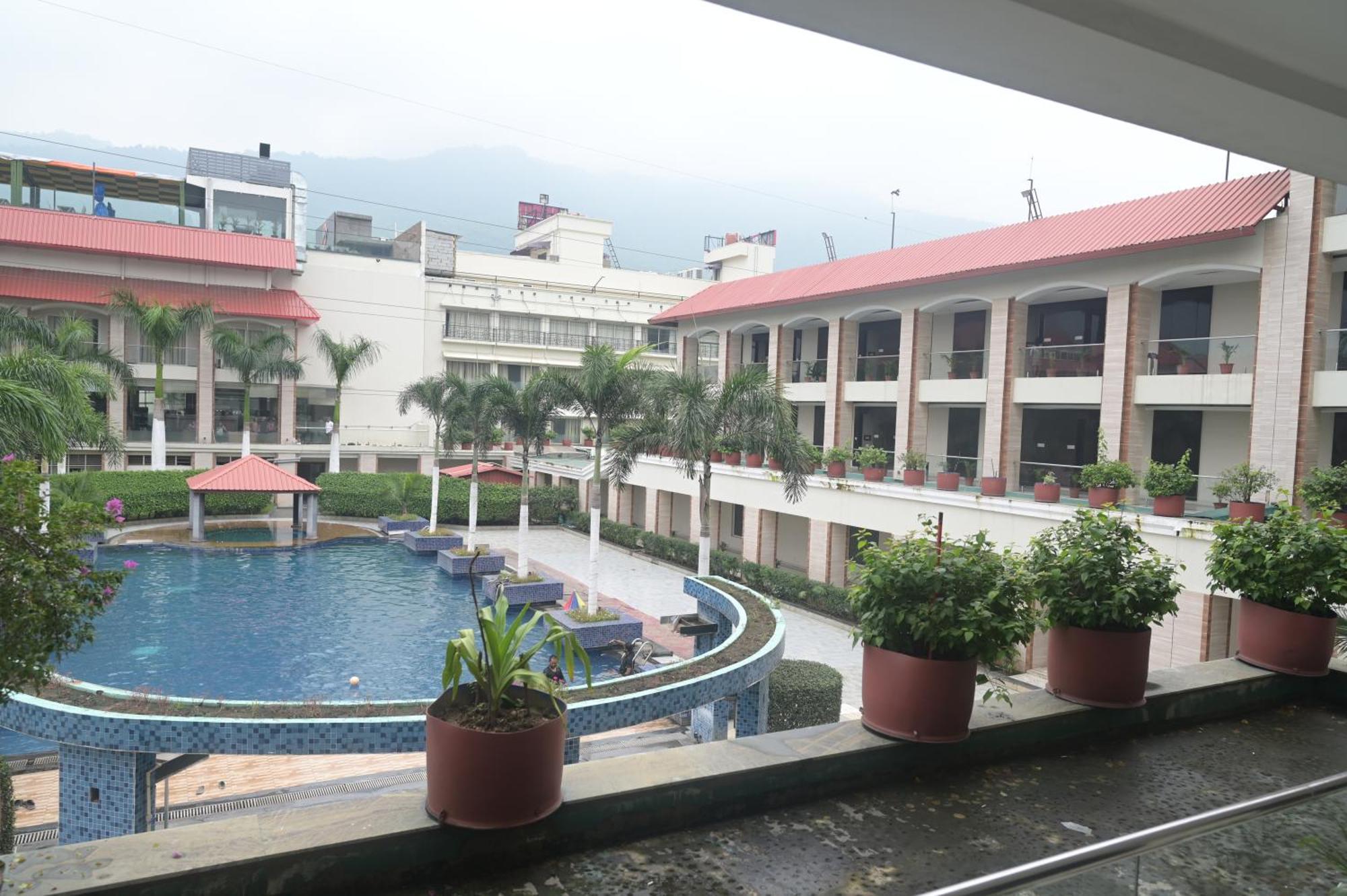The Wave International Resort Bundu Bagian luar foto